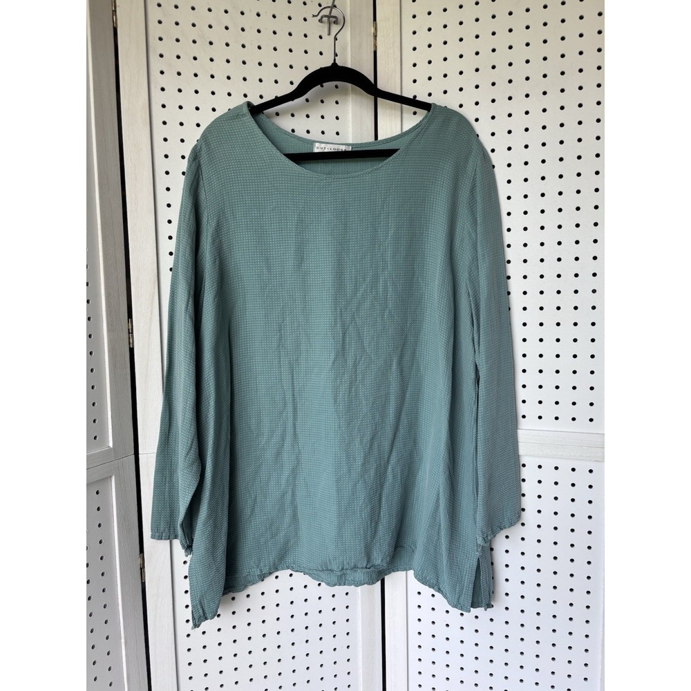 Cut Loose Women's 1X Rayon Long SLV Tunic Green Textured Minimalist Lagenlook